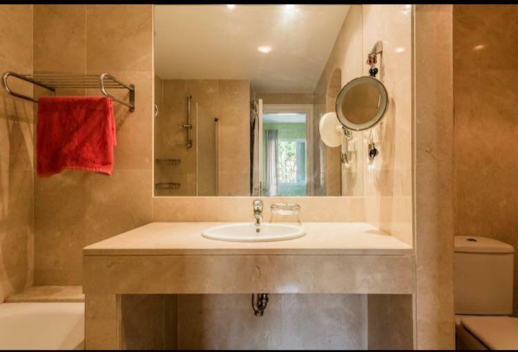 Apartamento Con Piscina ,Playa Con Vistas Panoramicas En La Marina De Sotogrande 산 로케 외부 사진