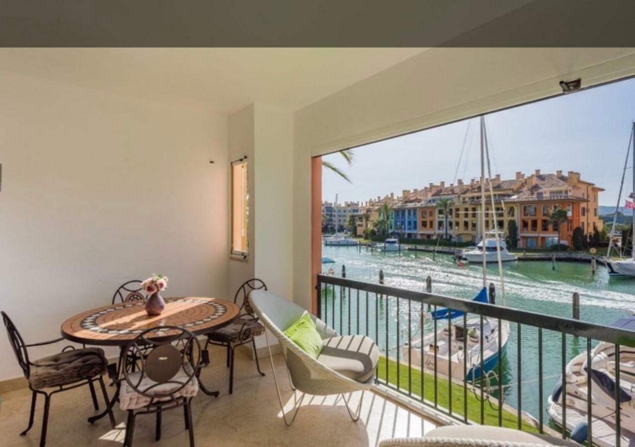 Apartamento Con Piscina ,Playa Con Vistas Panoramicas En La Marina De Sotogrande 산 로케 외부 사진